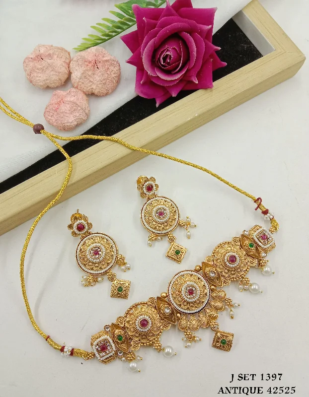 Unique Charm Necklace-SP Jewellery Gold Plated Pota Stone And Pearls Choker Necklace Set