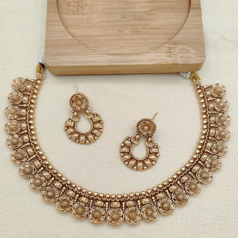 Luxury Gold Necklace-Jewel Addiction Copper Rajwadi Finish Pota Stone Necklace Set