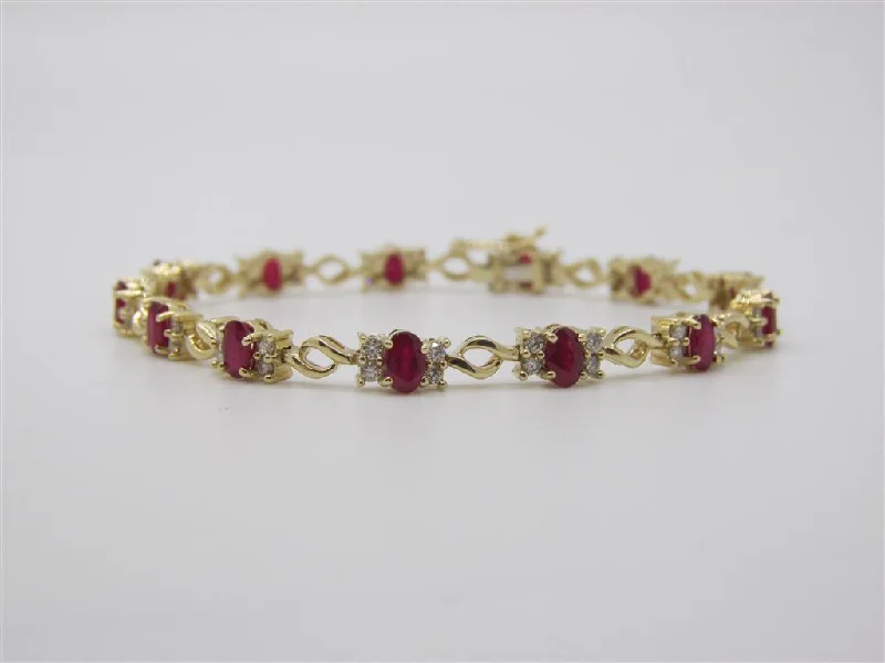 Vintage Gold Bracelets-Colored Stone Bracelet