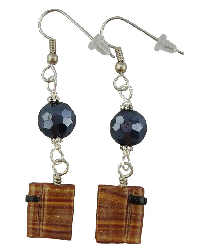 Artistic Pearl Earrings-Brown Book Earrings