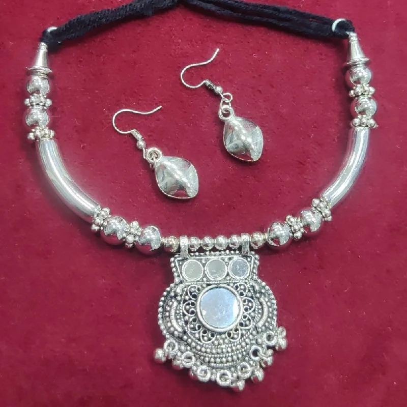 Fashionable Crystal Necklace-Manisha Jewellery Oxidised Plated Necklace Set