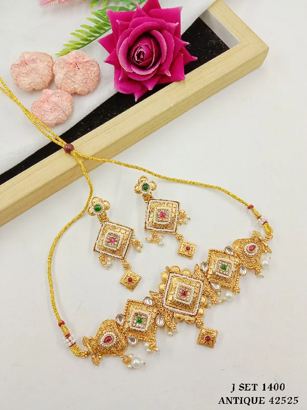 Gemstone Beaded Necklace-SP Jewellery Gold Plated Pota Stone And Pearls Choker Necklace Set